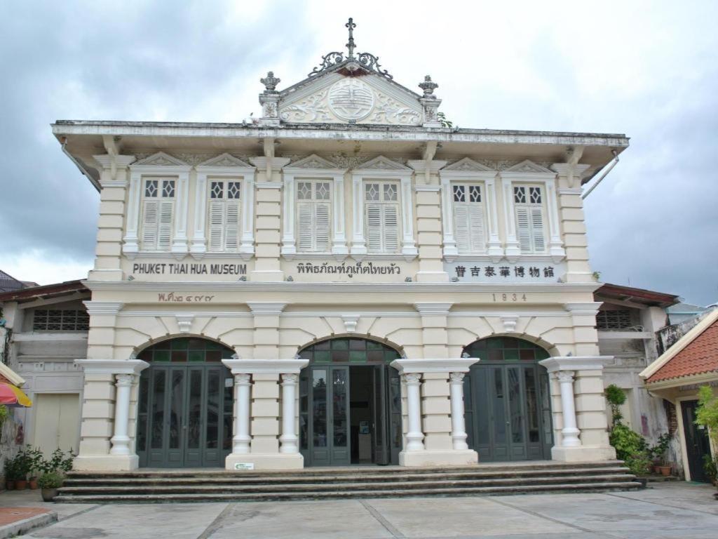 Machima House Hotel Phuket Buitenkant foto