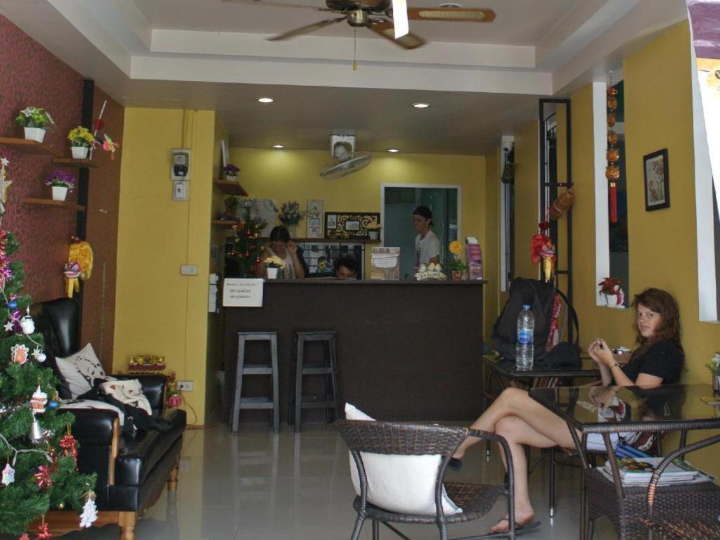 Machima House Hotel Phuket Buitenkant foto