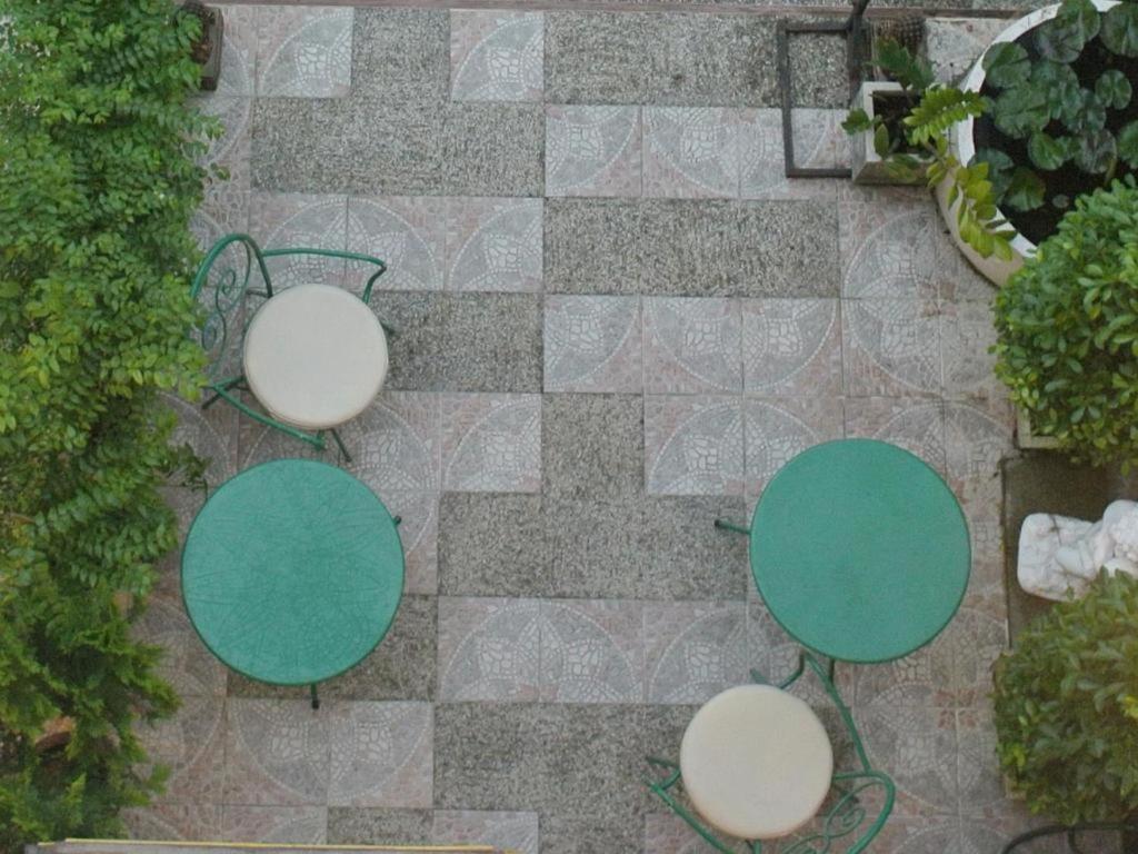Machima House Hotel Phuket Buitenkant foto