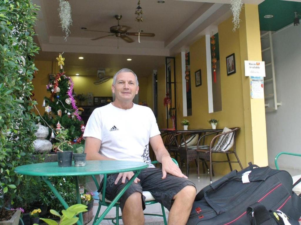 Machima House Hotel Phuket Buitenkant foto