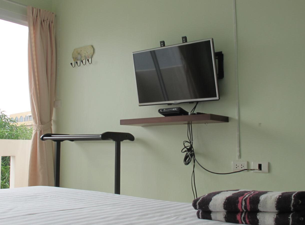 Machima House Hotel Phuket Buitenkant foto